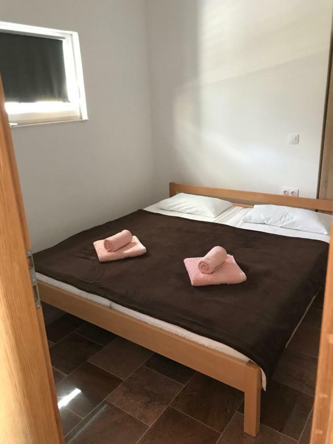 Apartmani Subasic Pag Town Exteriér fotografie