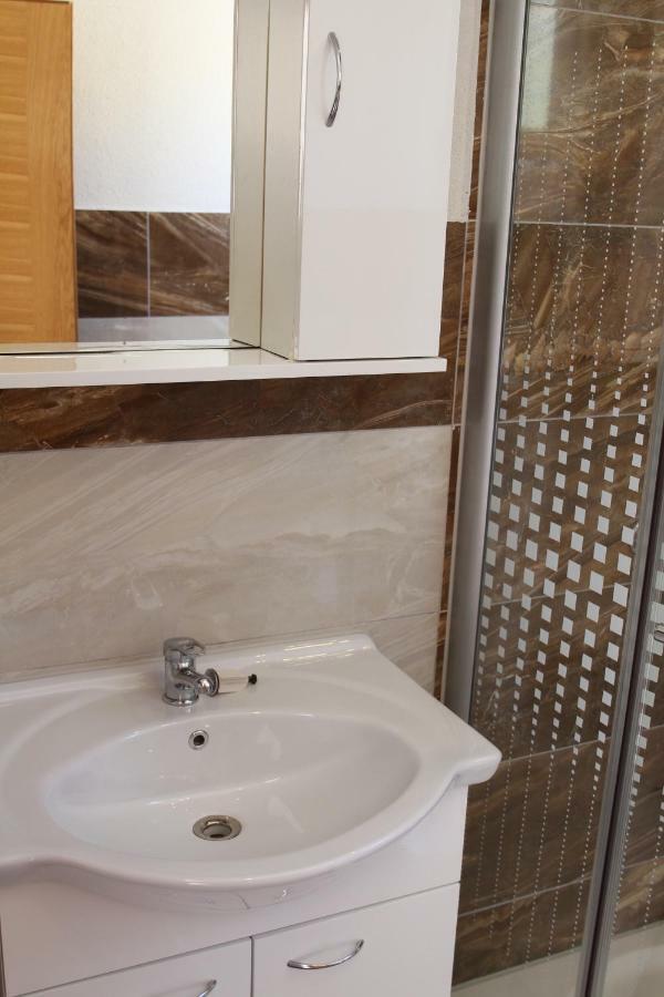 Apartmani Subasic Pag Town Exteriér fotografie