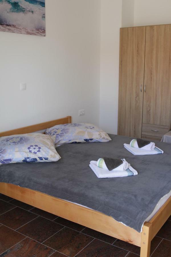 Apartmani Subasic Pag Town Exteriér fotografie