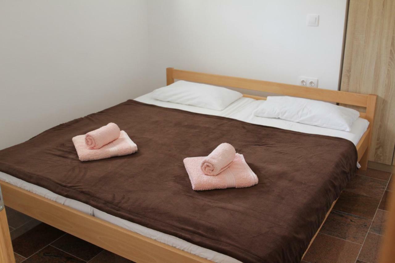Apartmani Subasic Pag Town Exteriér fotografie